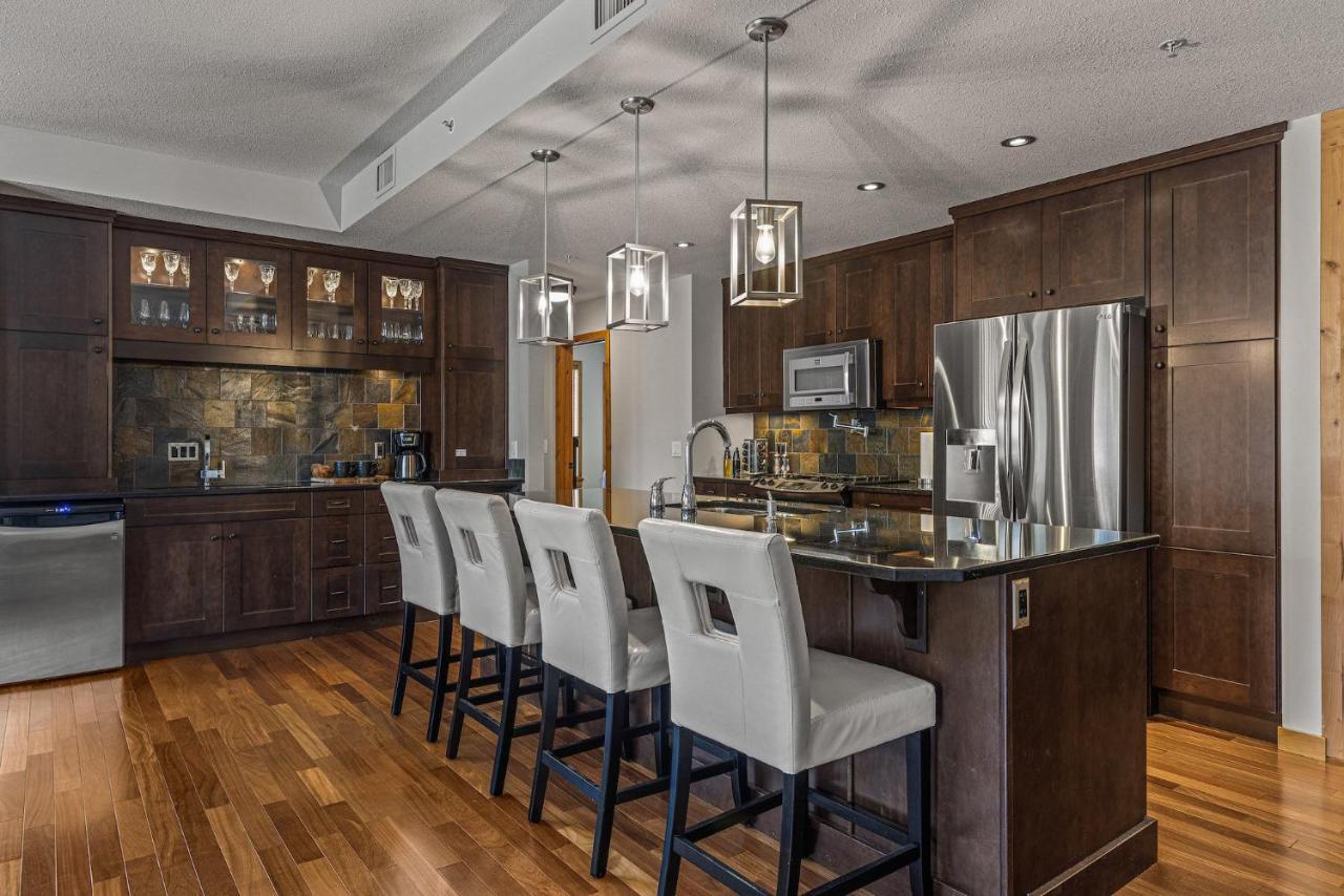 3 Bedroom Condo By Canadian Rockies Vacation Rentals Canmore Exterior foto